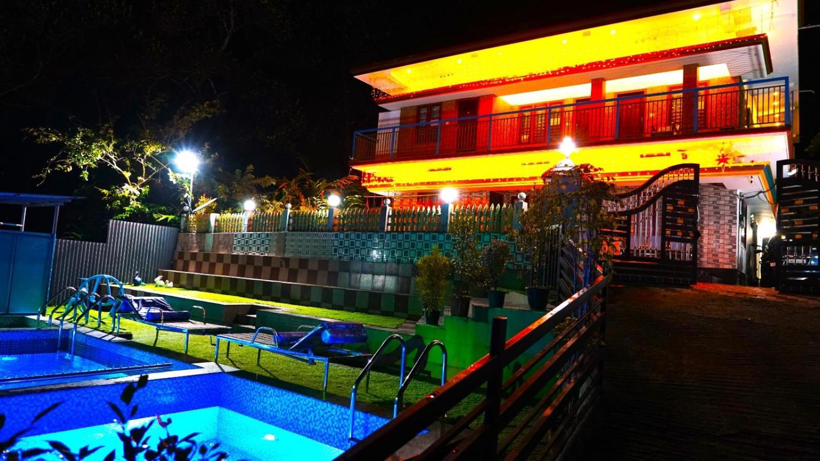 Vila Arabian Nights Munnar Exteriér fotografie